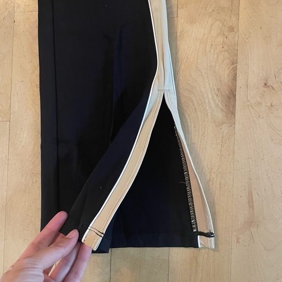 New Sarah’s Day Undercard Pants size Medium - Picture 4 of 7